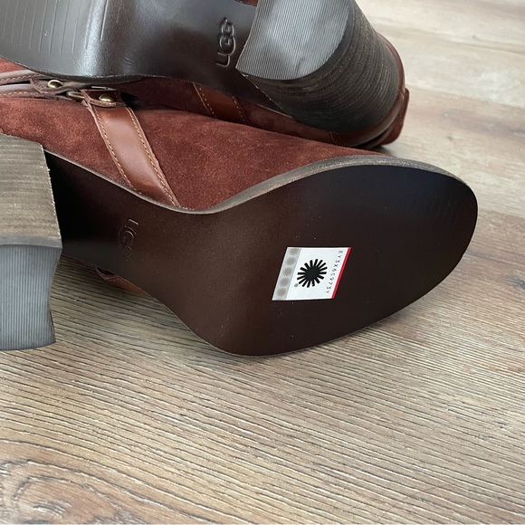 Ugg Dandridge Suede Harness Booties Mahogany-New in a box -SZ 8 - Picture 8 of 11